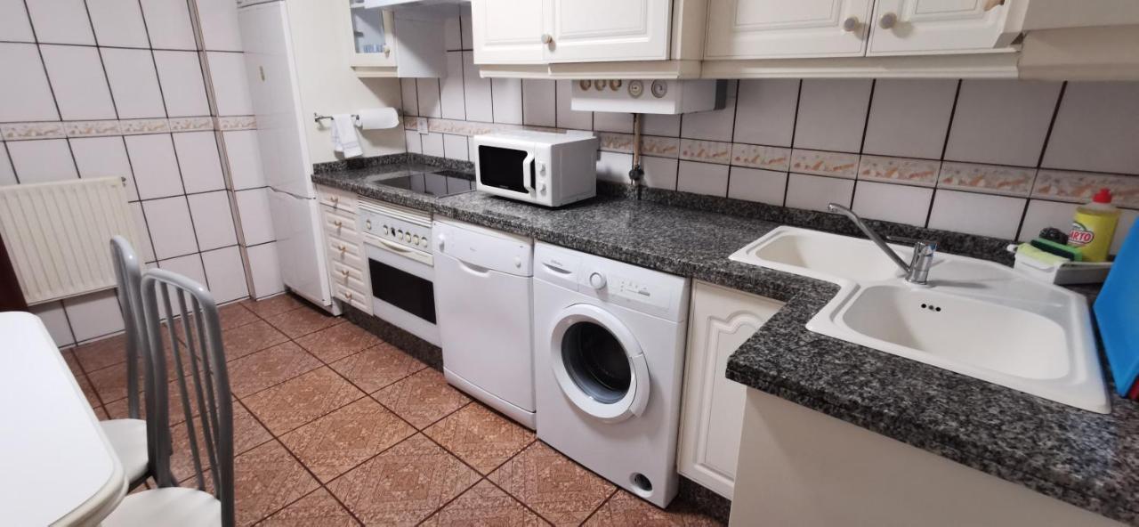 A Cinco Minutos De Todo Appartement Oviedo Buitenkant foto