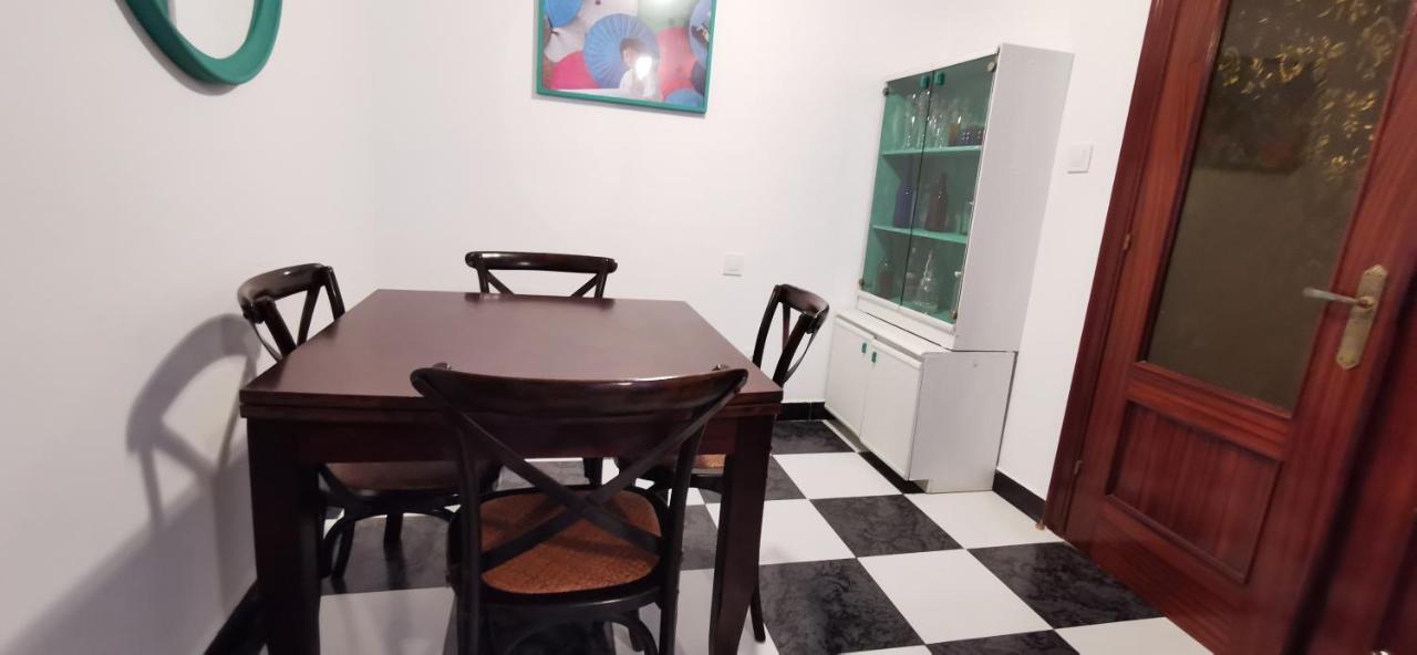 A Cinco Minutos De Todo Appartement Oviedo Buitenkant foto
